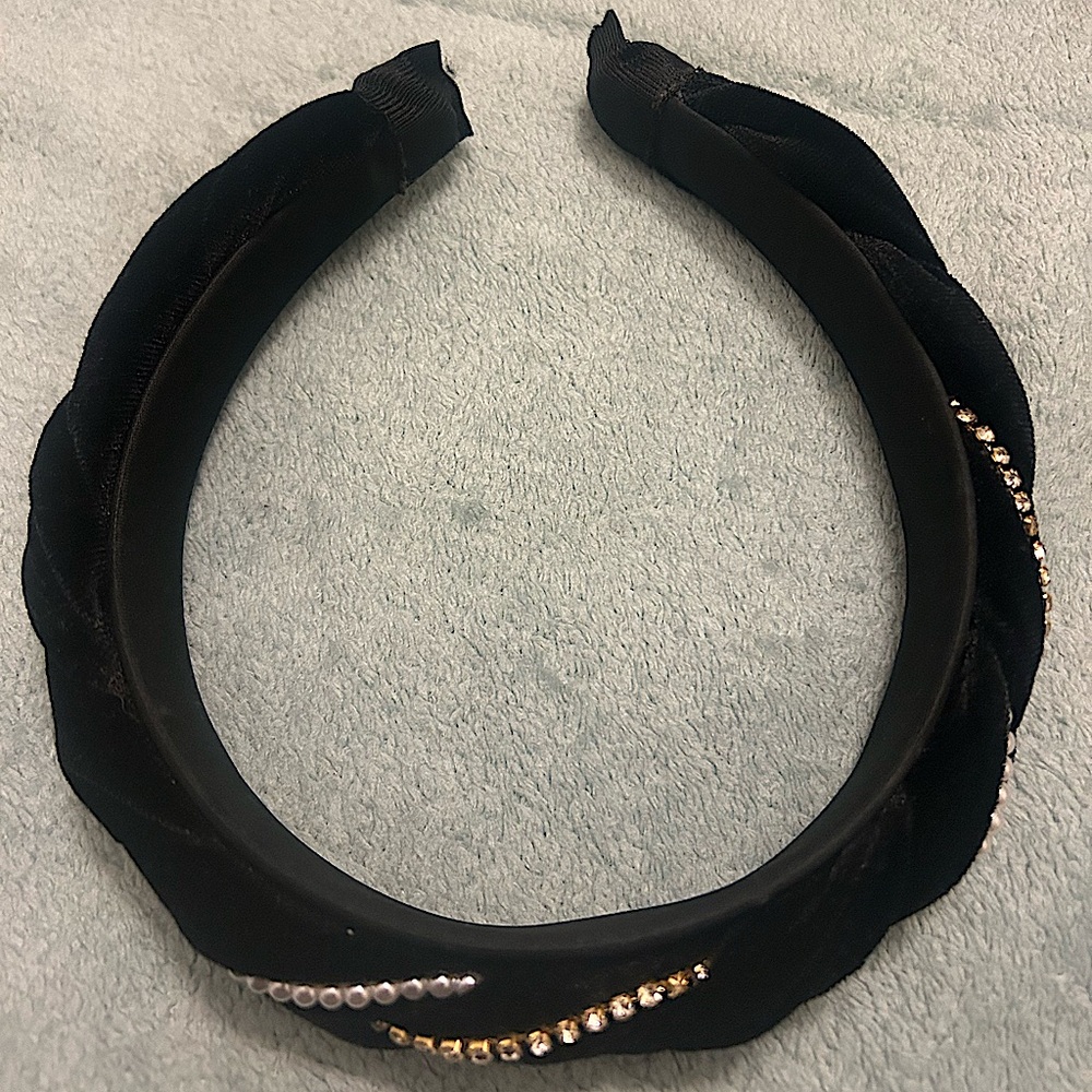 Francesca’s Rhinestone Twisted Headband - Picture 6 of 7